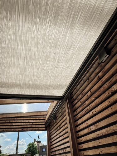 Sottezza zonwering en nieuwe dakplaten