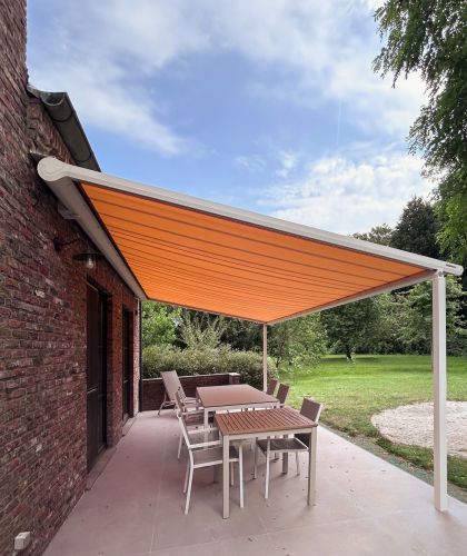 Terras en plaza Viva